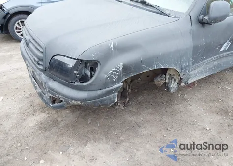 2000 Toyota Tundra Sr5 V8 z USA, uszkodzony, nr VIN 5TBBT4411YS016137